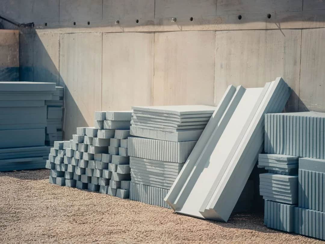 Jaka grubość styroduru na fundamenty, aby uniknąć błędów w izolacji?