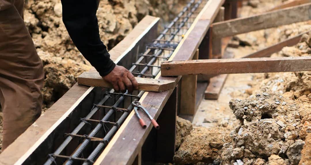 Jaki beton na fundament – wybierz najlepszy materiał dla swojego domu